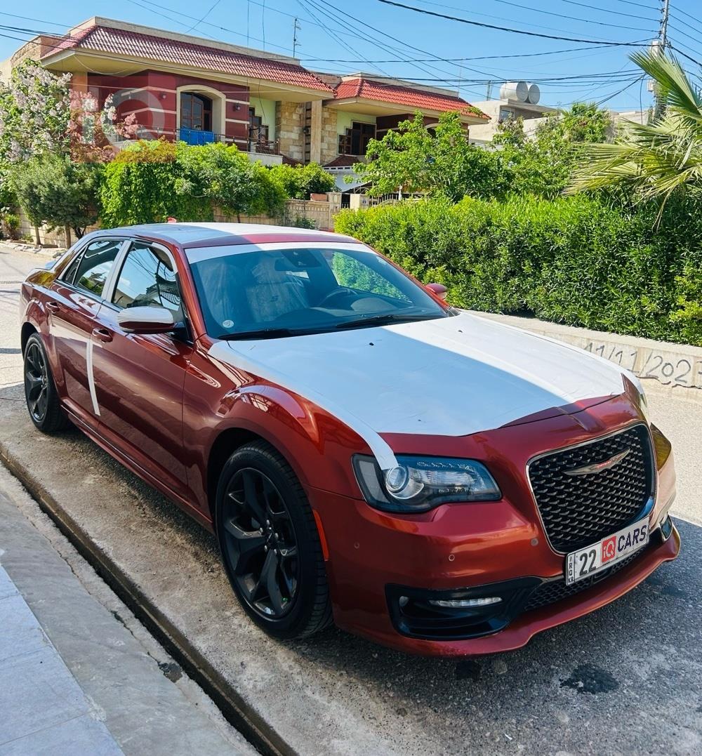 كرايسلر 300